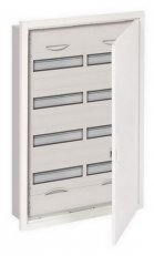 Zapuštěná rozvodnice ABB U52R4 -96M s dveřmi