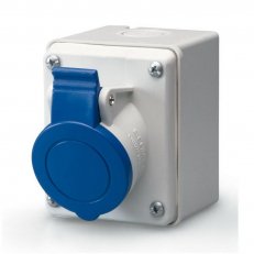 Nástěnná zásuvka EUREKA, rovný box 2P+E, 16A, 6h/200-250V, IP44 SCAME 522.1653