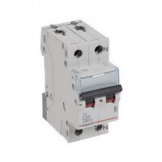 TX3 JISTIČ, 1+N PÓLOVÝ, CHAR. C, 25A 6000A LEGRAND 403461