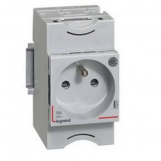 ZÁSUVKA 2P+T 16A S CLONKAMI SIGNALIZAČNÍ LEGRAND 004283