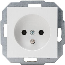 940413007 HK07 - Earthed socket outlet w