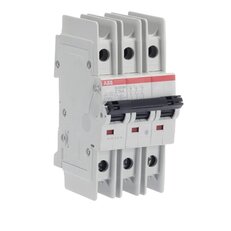 ABB SU203M-Z15 jistič char. Z 10kA 15A 3P  dle UL489 a CSA 22.2 No. 5
