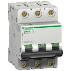 Schneider 24462 C60N jistič 3P 4A C UL