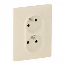 VALENA LIFE ZÁSUVKA DVOJITÁ 2X2P+T S CLONKAMI BÉŽOVÁ LEGRAND 753286