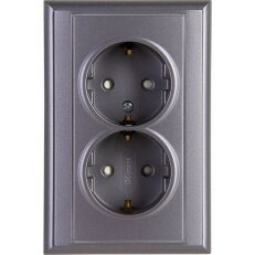 927615084 Double earthed socket outlet w