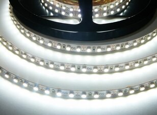 SQ3-600-CW pásek bílá vnitřní T-LED 07302