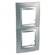 Unica Top rámeček dvojnásobný vertikální Cromo mat/Aluminium MGU66.004V.038