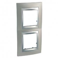 Unica Top rámeček dvojnásobný vertikální Nikl/Aluminium SCHNEIDER MGU66.004V.039