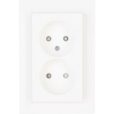 950032005 HK07 - Double earthed socket o