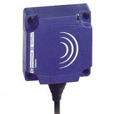 Indukční čidlo válcové PNP TELEMECANIQUE XS7C1A1DAL2