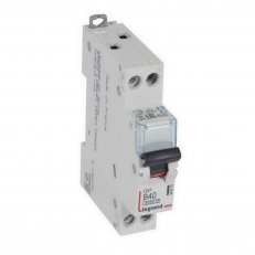 DX3 JISTIČ, 1+N PÓLOVÝ, CHAR. B,40A 6/10 KA LEGRAND 407479