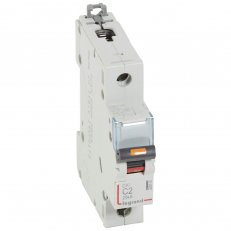 DX3 JISTIČ, 1 PÓLOVÝ, CHAR. C,2A 25KA LEGRAND 409752