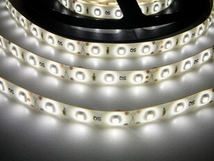 SQ3-W300-DW pásek denní bílá zalitý T-LED 07116