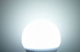 E27-L15W-CW A60 Studená bílá T-LED 032712