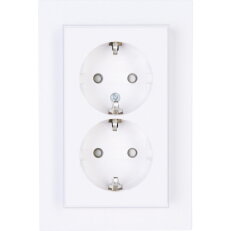 940213001 HK07 - Double earthed socket o