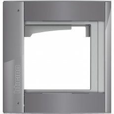 RÁMEČEK+ŠASÍ PRO 1MODULOVÝ PANEL SFERA, OCEL BTICINO 350213