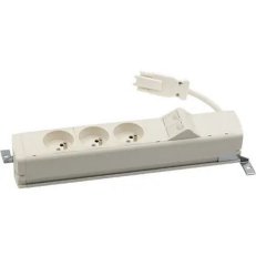 Standardní zásuvkový blok: 3x 250 V typ E + 2x zásuvka RJ45 bílá