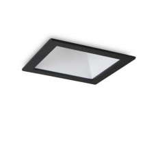 GAME SQUARE BLACK WHITE