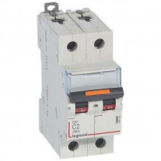 DX3 JISTIČ, 2 PÓLOVÝ, CHAR. C,2A 25KA LEGRAND 409765