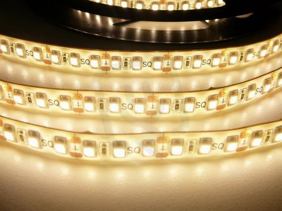 SQ3-W600-WW teplá bílá pásek zalitý Záru T-LED 7311