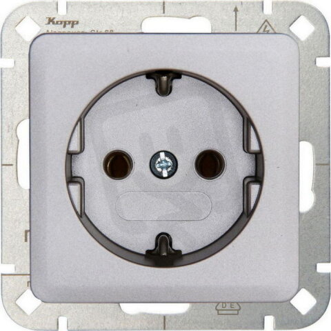 914820007 HK02 - Earthed socket outlet -