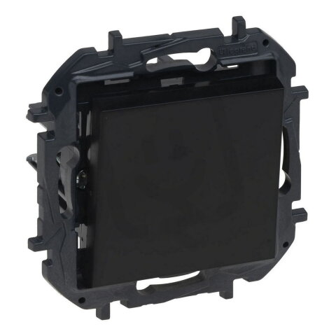 NILOE S.KŘÍŽ.PŘEPÍNAČ Č.7 ČER. LEGRAND 863507B