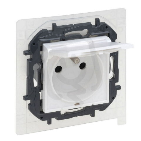 NILOE S.ZÁSUV.2P+T IP 44 BÍLÁ LEGRAND 863135B