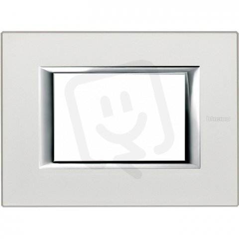 Legrand HA4803SAN BTAX RÁMEČEK 3M STŘÍBRO