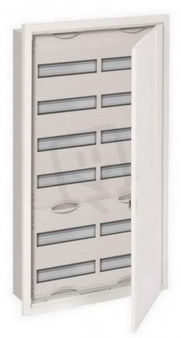 Zapuštěná rozvodnice ABB U62 -144M s dveřmi