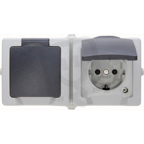 137056002 Double earthed socket outlet w