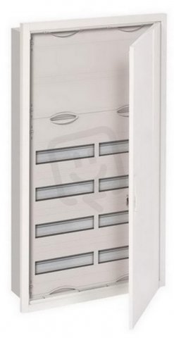 Zapuštěná rozvodnice ABB U62K -96M s dveřmi