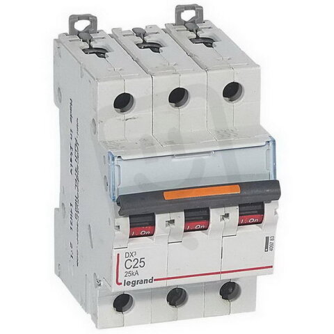 DX3 JISTIČ, 3 PÓLOVÝ, CHAR. C,25A 25KA LEGRAND 409783