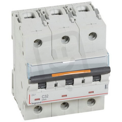 DX3 JISTIČ, 3 PÓLOVÝ, CHAR. C,32A 25KA LEGRAND 409784