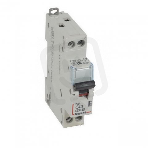 DX3 JISTIČ, 1+N PÓLOVÝ, CHAR. C,40A 6/10 KA LEGRAND 407746