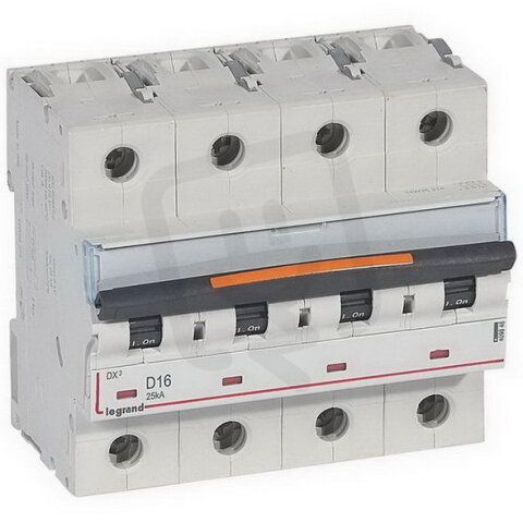 DX3 JISTIČ, 4 PÓLOVÝ, CHAR. D,16A 25KA LEGRAND 409846