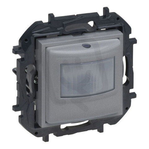 NILOE S POHYB. SENZOR 3VODIČOVÝ HLINÍK LEGRAND 863349B