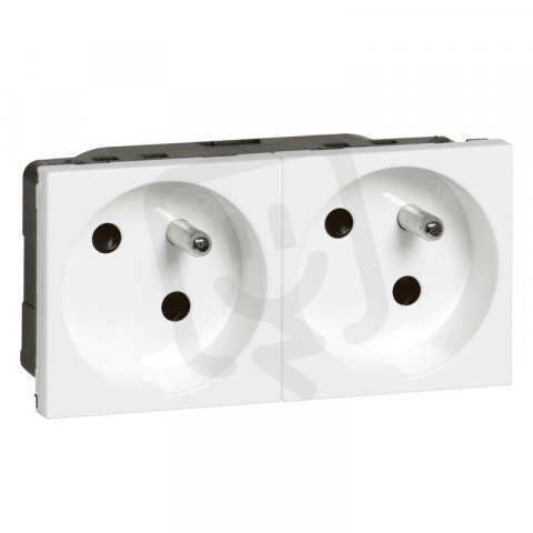 MOSN ZÁS. 2X2P+T BÍLÁ 4M BS LEGRAND 077164