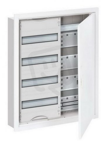 U42MMkompaktní rozvodnice s dveřmi DB 4R a media panel ABB 2CPX030160R9999