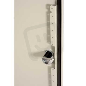 Schneider NSYAEDLPSS3D S3D, zámek push-close