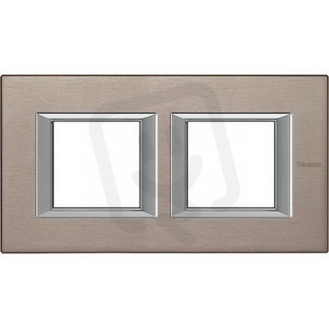 Legrand HA4802M2HNX BTAX Rámeček2+2 HOR. TITAN BROUŠ.
