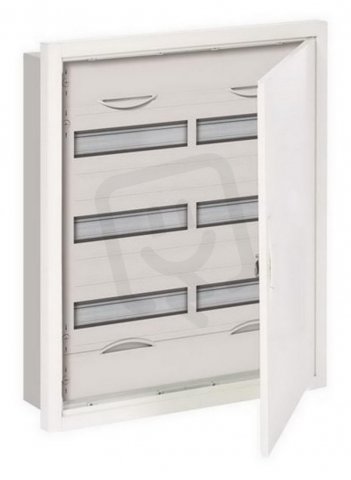 Zapuštěná rozvodnice ABB U42R3 -72M s dveřmi