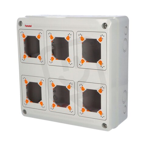 Famatel 3966 Skříň 3966 ACQUA Combi IP65, 6 otvorů, bez modulů, 330x330x130mm