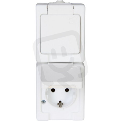130302005 Surface mount earthed socket o