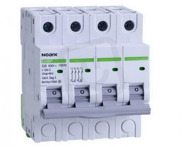 Instalační jistič NOARK 110057 EX9BP 10 kA pro PV, char. K, 4 A, 600 V DC, 4TE