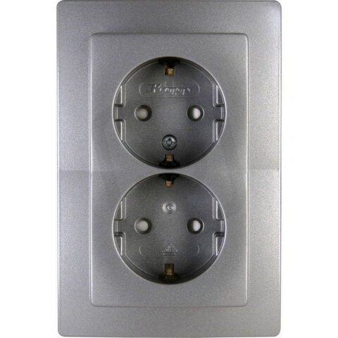 920943085 Double earthed socket outlet,