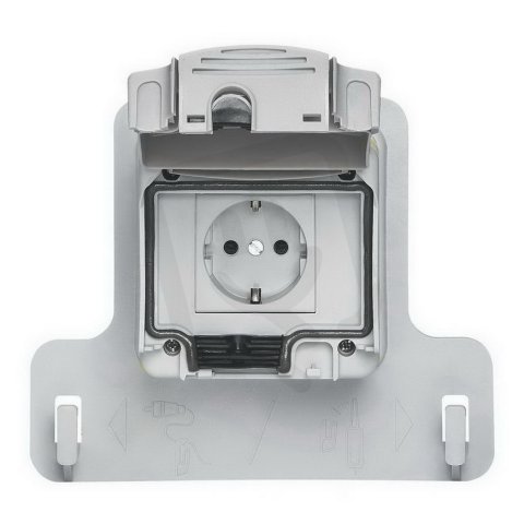 GREENUP KOVOVÁ NÁSTĚNNÁ ZÁSUVKA SHUKO, 2P+T, IP55, IK10, 3.7kW LEGRAND 090472