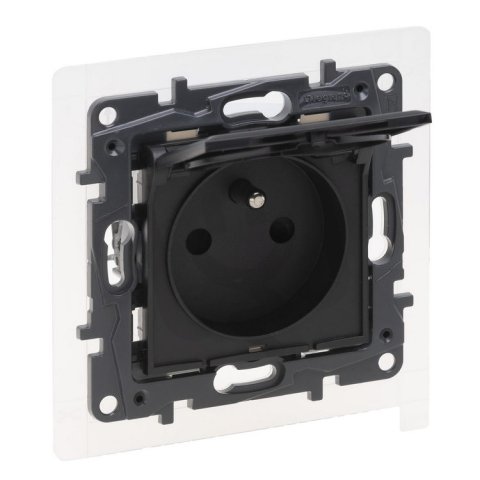 NILOÉ STEP ZÁSUVKA 2P+T IP44 ČERNÁ  LEGRAND 863536