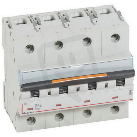 DX3 JISTIČ, 4 PÓLOVÝ, CHAR. B,32A 25KA LEGRAND 409745