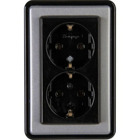 118320087 Double earthed socket outlet,